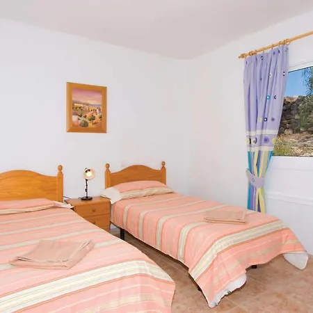 Villa Sleeps 6 Wifi